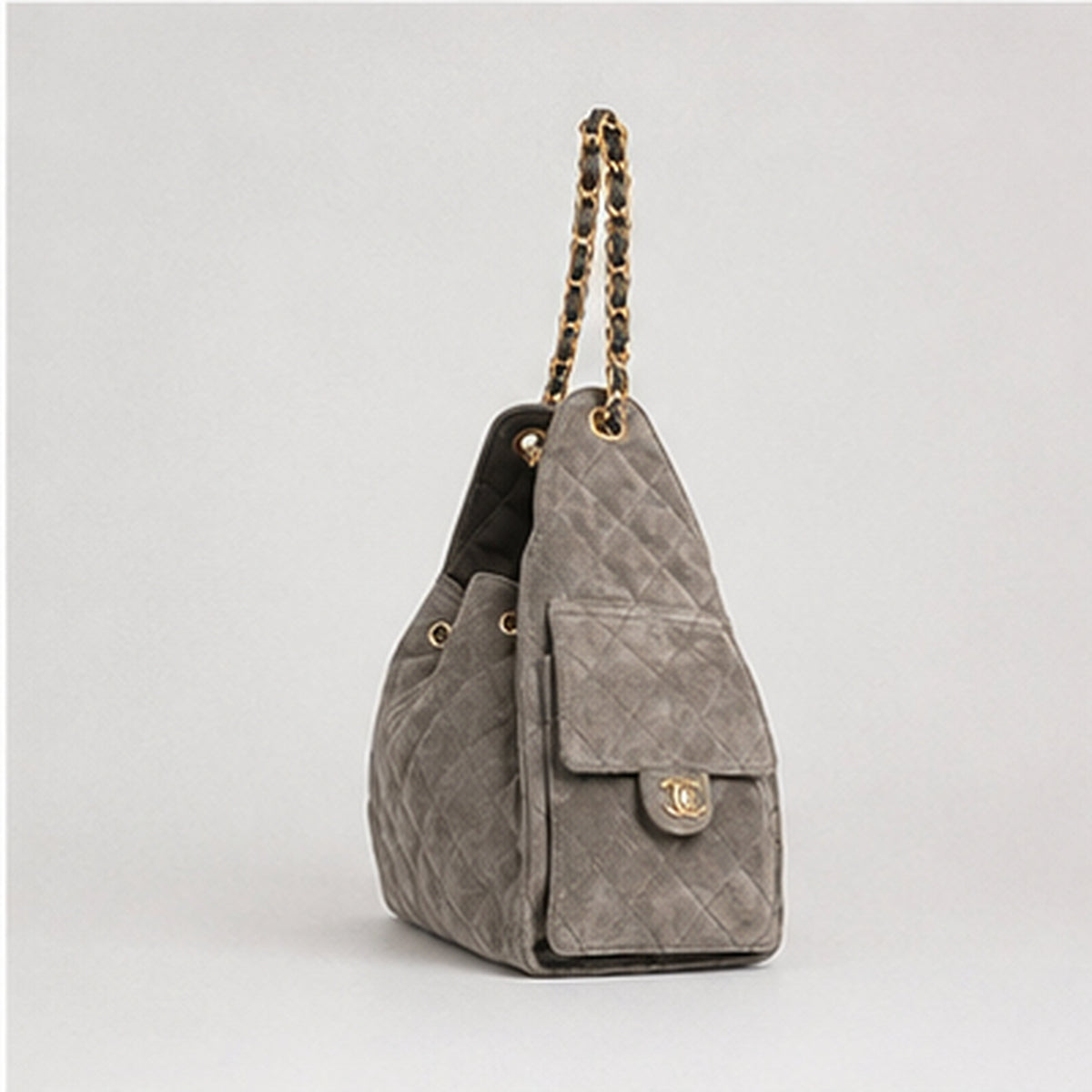 Chanel 22 Hobo Bag