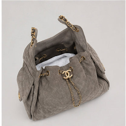 Chanel 22 Hobo Bag